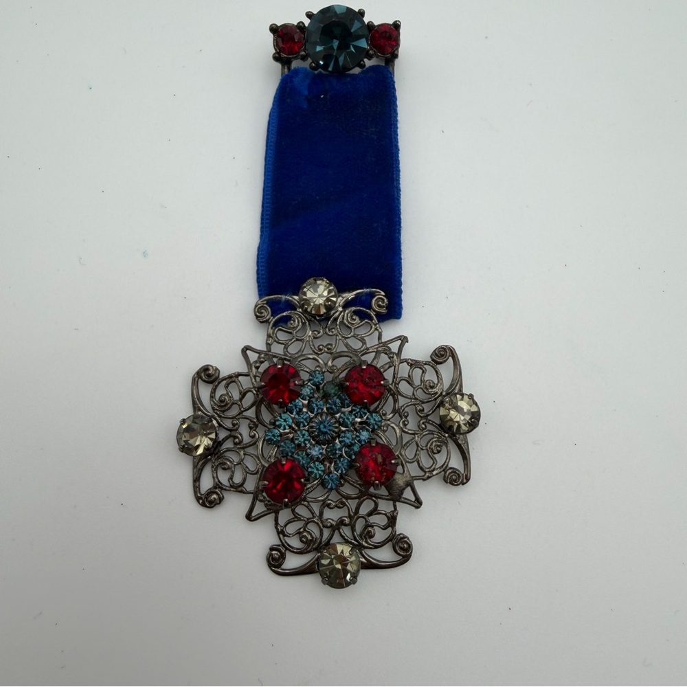 Vintage Mid Century Maltese Style Cross Velvet Ribbon Brooch